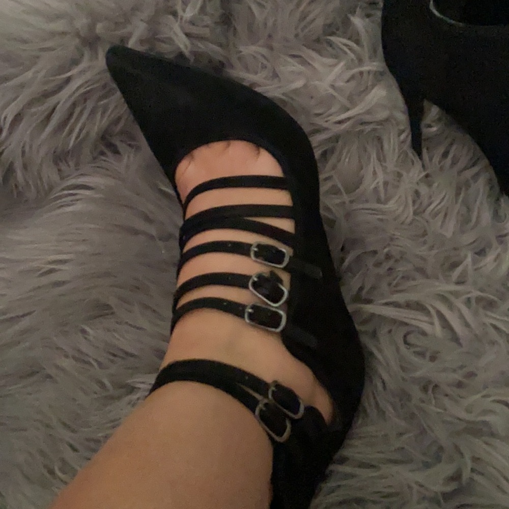 High heels - Picture 6 of 7